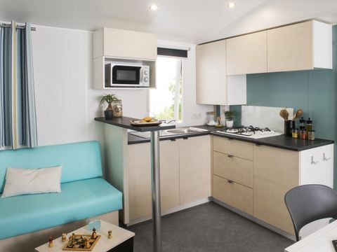 MOBILHOME 6 personnes - Mobil-home confort 34 m2 (3ch-6 pers) + terrasse 6 pers