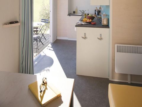 Mobilhome 2 personnes - Confort 20m² - 1 chambre-2 - Pers - TV - Terrasse)