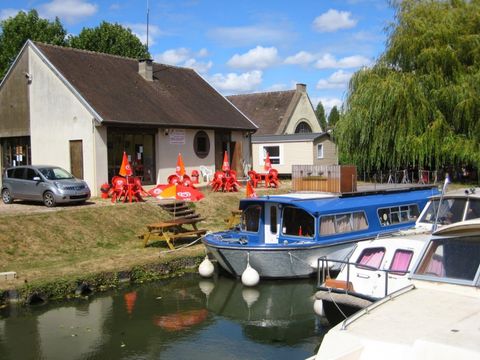 Camping Le Saucil - Camping Yonne