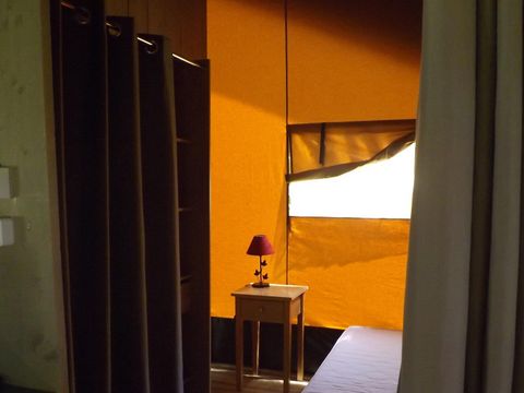 TENTE TOILE ET BOIS 5 personnes - Safari sans sanitaires