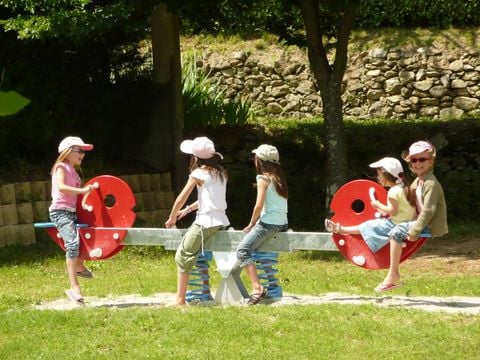 Camping Iserand Calme et Nature - Camping Ardèche