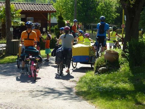 Camping Iserand Calme et Nature - Camping Ardèche