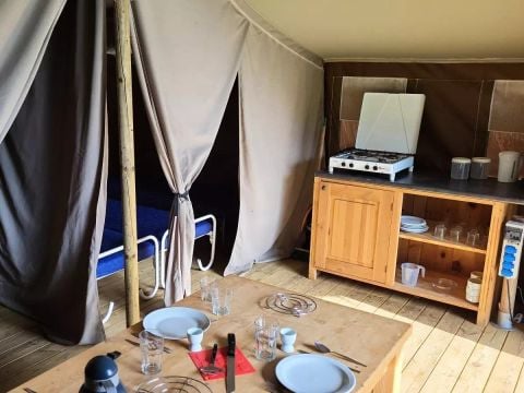 TENTE TOILE ET BOIS 5 personnes - Lodge 3 Pièces 5 Personnes Sans Sanitaire