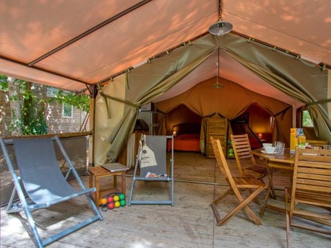 TENTE 5 personnes - Freeflower Confort 40m² (2 chambres) - sans sanitaire + terrasse couverte