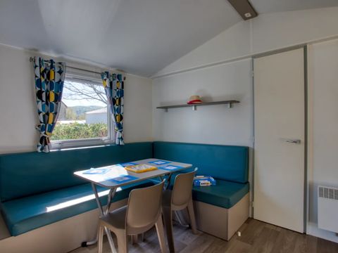 MOBILHOME 4 personnes - Confort 26m² (2 chambres) - terrasse couverte + TV 4 pers.