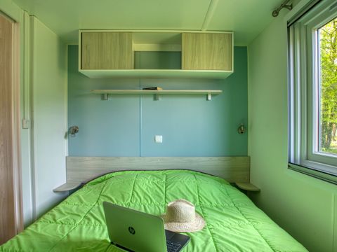 MOBILHOME 6 personnes - Mobil-home Premium 36m² (3 chambres) - climatisation + lave-vaiselle + TV 6 pers. 