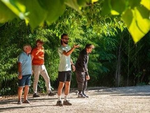 Flower Camping La Sagne  - Camping Dordoña