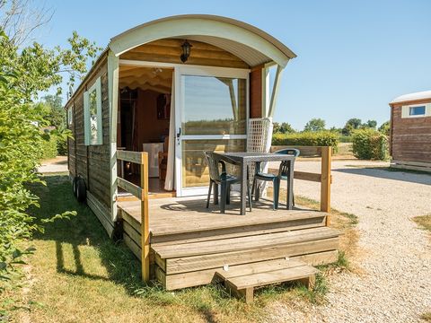 Insolite 4 personnes - Roulotte - 1 chambre 1/4 pers