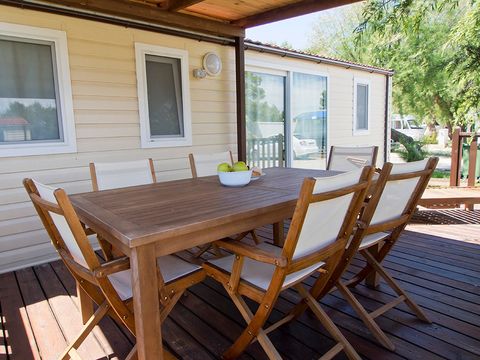 MOBILHOME 6 personnes - Mobil-home | Comfort XL | 3 Ch. | 6 Pers. | Terrasse Couverte | Clim. | TV