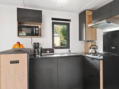 MOBILHOME 4 personnes - Mobil-home | Premium | 2 Ch. | 4 Pers. | Terrasse surélevée | 2 SDB | Clim. | TV