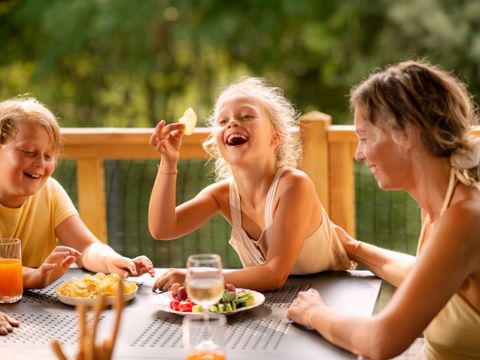 Tente en toile et en bois 6 personnes - Lodgetent Holiday