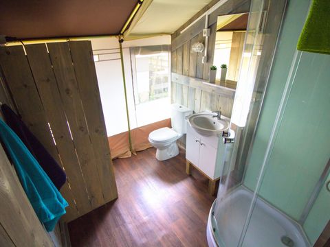 Tente en toile et en bois 5 personnes - Valkanela - Tente safari + sanitaires