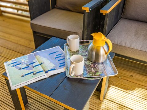 Tente en toile et en bois 5 personnes - Valkanela - Tente Safari Bella Vista + sanitaires + air conditionné (8P)