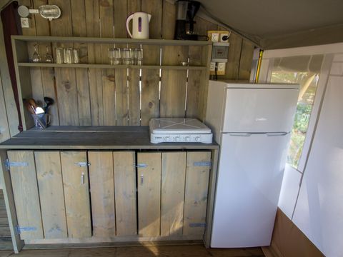 Tente en toile et en bois 5 personnes - Valkanela - Tente Safari de luxe