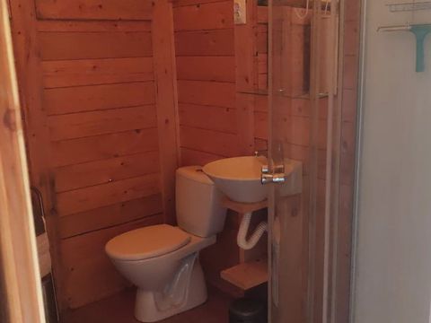 Tente en toile et en bois 5 personnes - Tente safari coucher de soleil + sanitaires + air conditionné (6P)