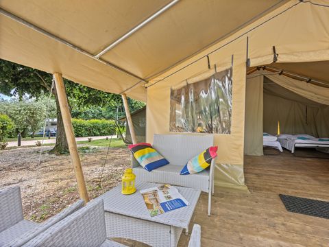 Tente en toile et en bois 5 personnes - Valkanela - Tente safari Harmony