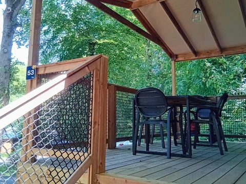 MOBILHOME 4 personnes - Cosyflower Premium sur pilotis 38m² - 2 chambres + TV + draps + serviettes terrasse couverte 11m²