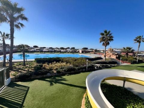 Camping Resort Els Pins - Camping Barcelone - Image N°12