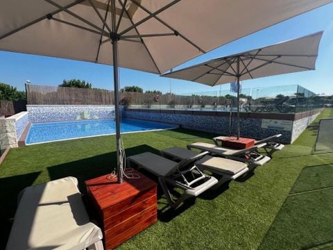 Camping Resort Els Pins - Camping Barcelona - Image N°2