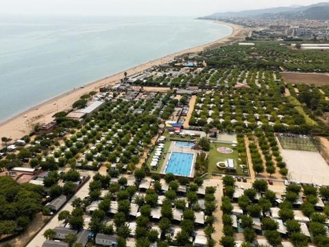 Camping Resort Els Pins - Camping Barcelone