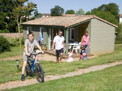 CHALET 6 personnes - Style Bastida CONFORT 35m² - 2 chambres + terrasse couverte