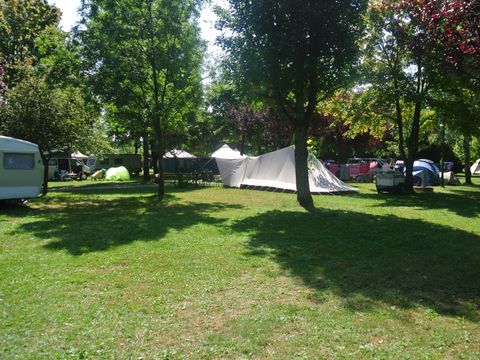 Camping Le Val d'Amour - Camping Jura - Image N°19