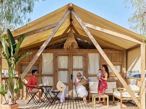 TENTE TOILE ET BOIS 4 personnes - Alhamilla