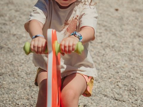 Camping Les Tamaris et Les Portes Du Soleil  - Camping Hérault