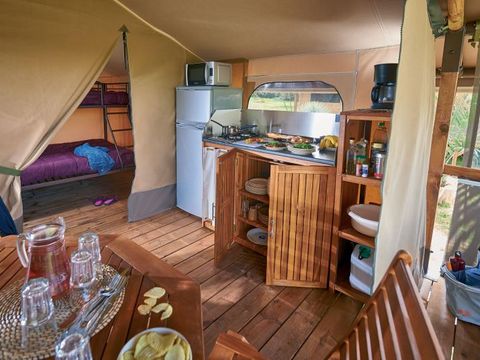 TENTE TOILE ET BOIS 4 personnes - Lodge Safari Kenya Premium