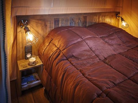 Tente en toile et en bois 4 personnes - Lodge Safari Kenya Premium