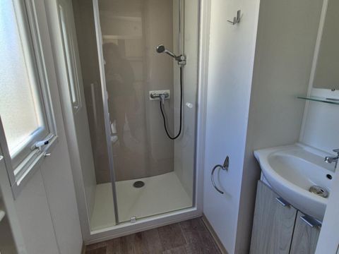 MOBILHOME 6 personnes - Casa VIP 3 chambres SPA Privatif climatisé 31m²