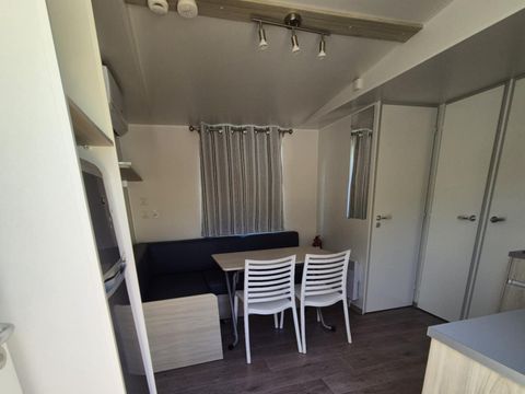 MOBILHOME 6 personnes - Casa VIP 3 chambres SPA Privatif climatisé 31m²