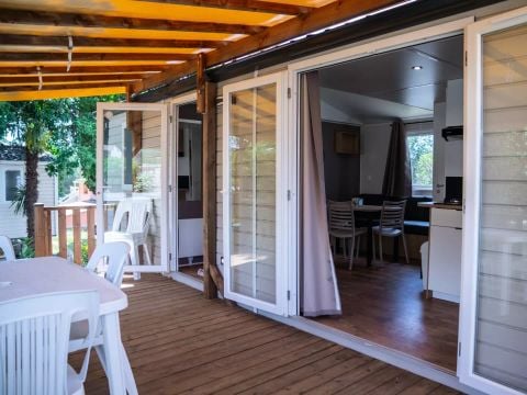 MOBILHOME 5 personnes - 3 Pièces 5 Personnes (4 adultes et 1 enfant -16 ans) Climatisé + TV