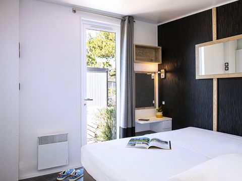 MOBILHOME 6 personnes - Cottage VIP 4 Pièces 6 Personnes Climatisé + TV