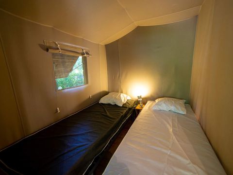 Tente en toile et en bois 4 personnes - ECOLODGE CONFORT sans sanitaires