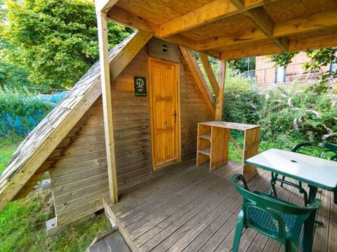 Insolite 2 personnes - Cabane 9m² (1 chambre) Terrasse Couverte - sans sanitaires