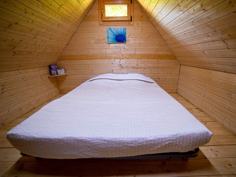 Insolite 2 personnes - Cabane 9m² (1 chambre) Terrasse Couverte - sans sanitaires