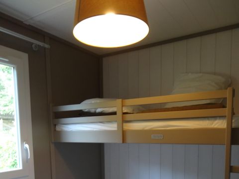 Chalet 5 personnes - Chalet 35m² CONFORT+ 2 chambres - Terrasse couverte (adapté aux personnes à mobilité réduite)
