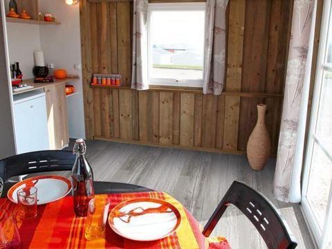 CHALET 5 personnes - Bois Tithome 2 chambres 4/5 pers. 