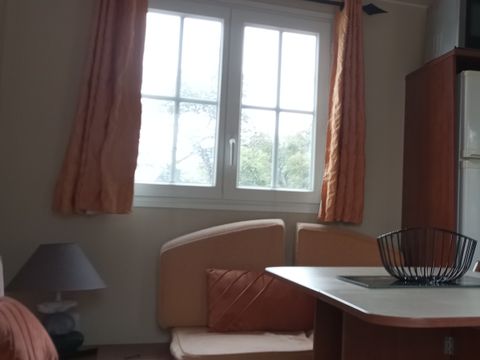 Mobilhome 4 personnes - MOBIL HOME TRIGANO