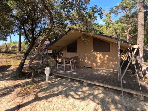 Tente en toile et en bois 4 personnes - Tente Lodge Aventure - 2 chambres