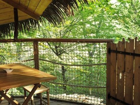 Hébergement 3 personnes - Cabane dans les arbres - Pêcheur