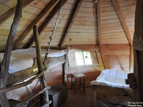 Hébergement 3 personnes - Cabane dans les arbres - Pêcheur