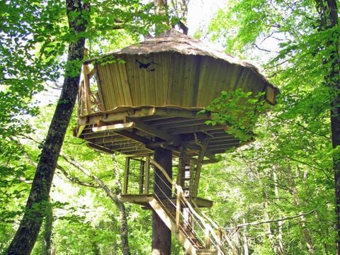 Hébergement 2 personnes - Cabane des Robinsons (à partir de 12 ans)