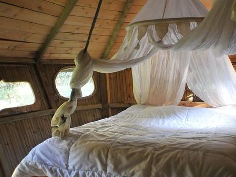 Hébergement 2 personnes - Cabane Amazonie (à partir de 12 ans)