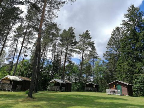 CHALET 4 personnes - Cabanature 12m² - 1 chambre (sans sanitaires)/petite terrasse non couverte