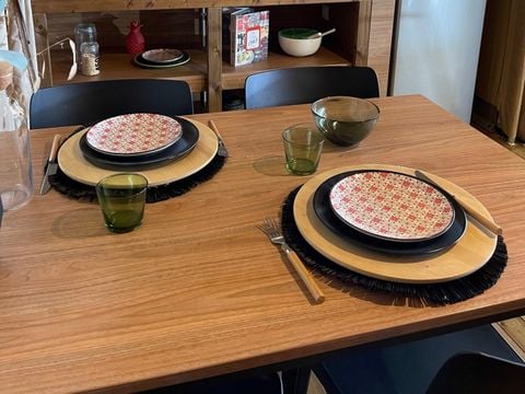 BUNGALOW TOILÉ 6 personnes - Wood Lodge 26m² (3ch.-6pers.) + Terrasse (Avec sanitaires)