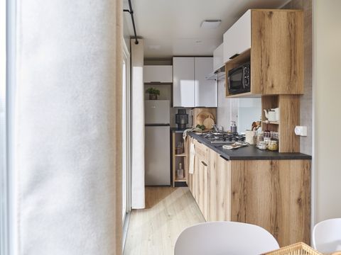 MOBILHOME 4 personnes - riviera Confort 25m² - 2 chambres + Climatisation + TV + terrasse couverte