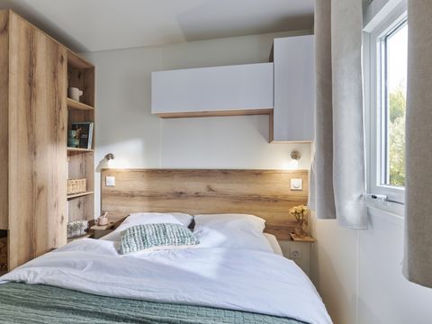 MOBILHOME 4 personnes - riviera Confort 25m² - 2 chambres + Climatisation + TV + terrasse couverte