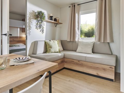 MOBILHOME 6 personnes - riviera Confort 32m² - 3 chambres + Terrasse + TV + Climatisation